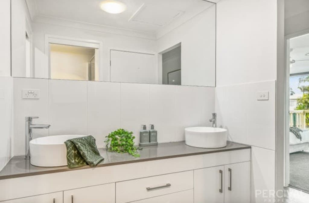 DMB Kitchens