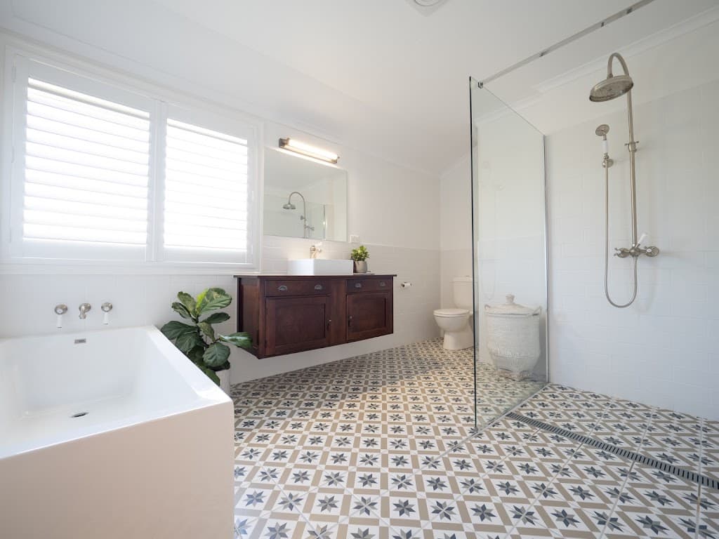 Allied Renovations & Construction