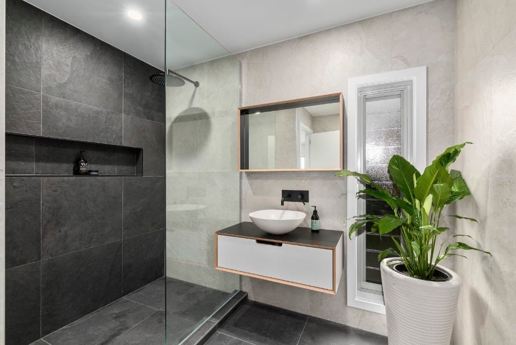 Refresh Renovations Sunshine Coast - Daniel Artusi