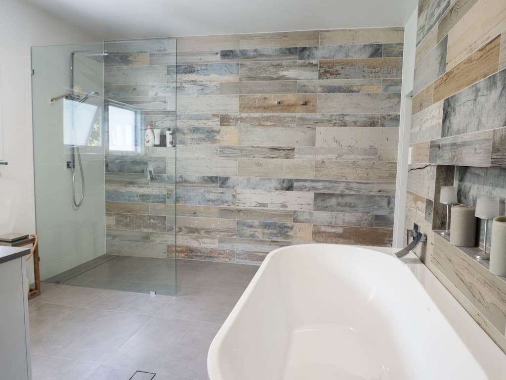 RM Kitchens & Bathrooms