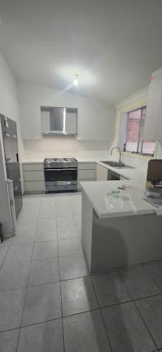 Sydney style kitchens Pty Ltd | kitchen Designers, U1/340 HOXTON PARK ROAD PRESTONS NSW 2170 — Customer photo