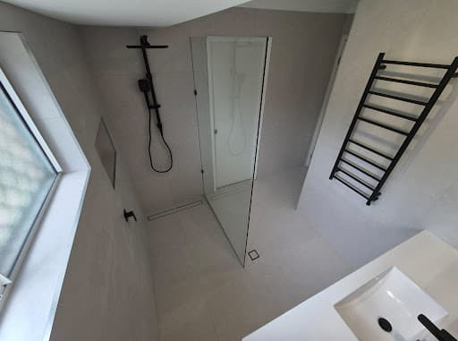Chris Jarvis Award Winning Plumbing & Bathroom Renovations — Customer photo