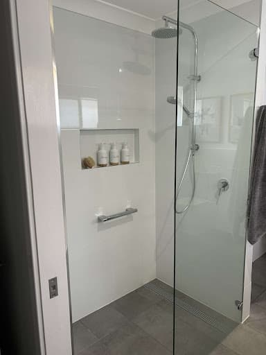 Banana Bathrooms — Customer photo