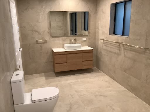 Banana Bathrooms — Customer photo