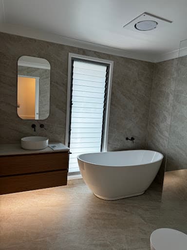 Banana Bathrooms — Customer photo