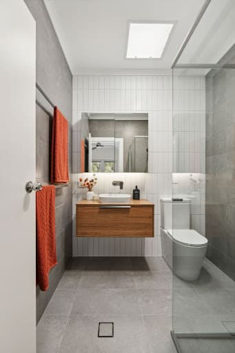 InterConstruct Renovations and Alterations - Home Renovations, Bathroom, Kitchen, Laundry Renovations — Customer photo